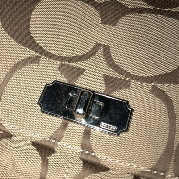 Coach Crossbody Purse - Picture 2 of 6